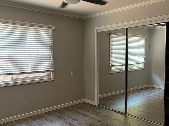 4th image of 3401 Fair Oaks Blvd