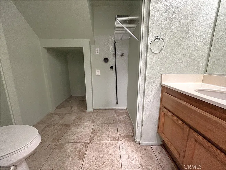 8167 Vineyard Ave — Photo 9