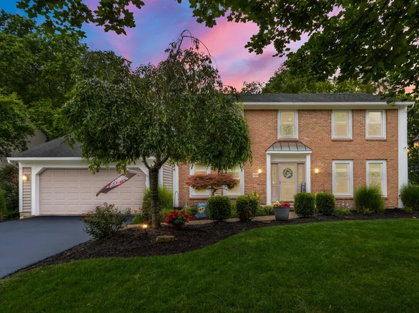 1088 Woodglen Rd, Westerville, OH 43081