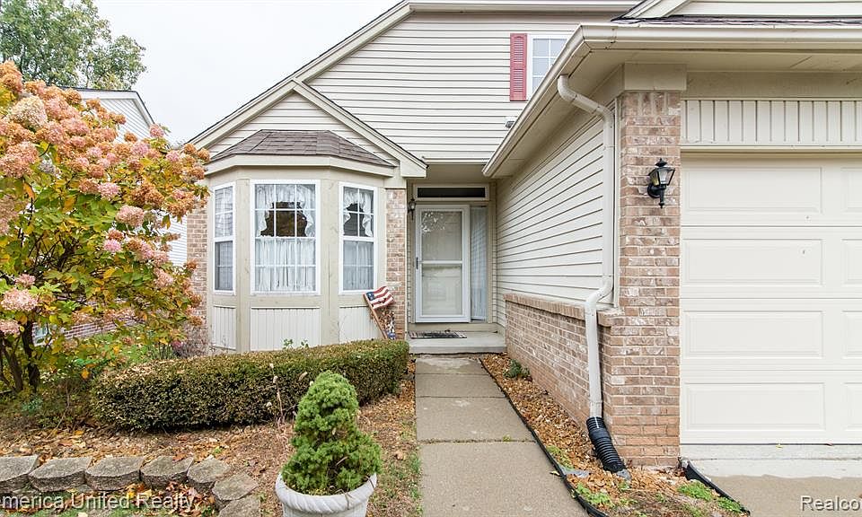30170 Vassar St 12, Livonia, MI 48152 Zillow