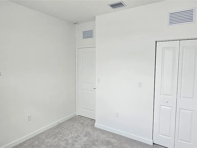 1181 SE 1st St — Photo 50