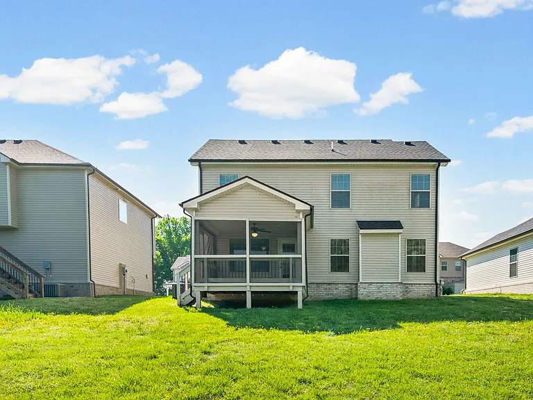 748 Jodine Ann Dr — Photo 32