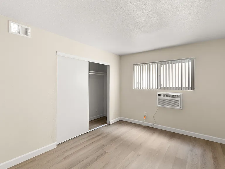 MAGNOLIA WEST APARTMENTS- RIVERSIDE, CA — Photo 33