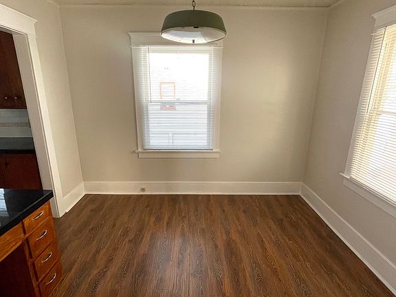 4th image of 2123 E Ocean Blvd #A