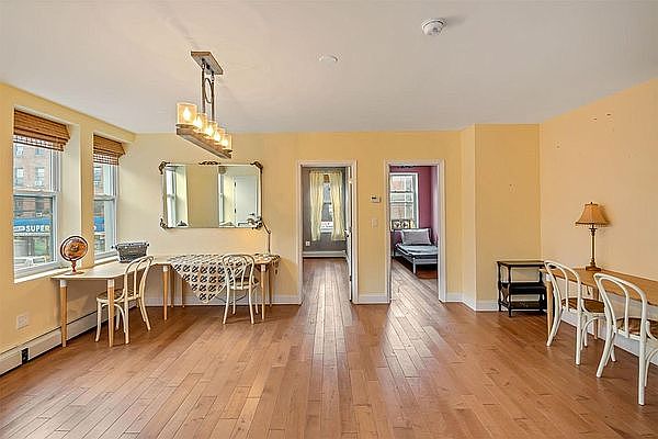1st image of 130 Pioneer St #2