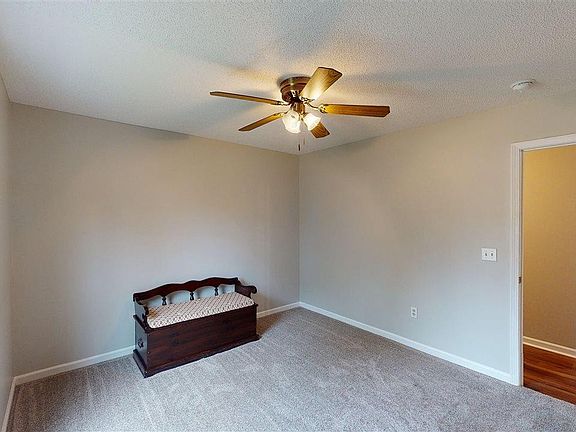 5th image of 2220 Forest Breeze Dr