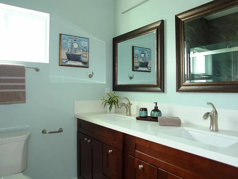 830 Civic Center Dr — Photo 11