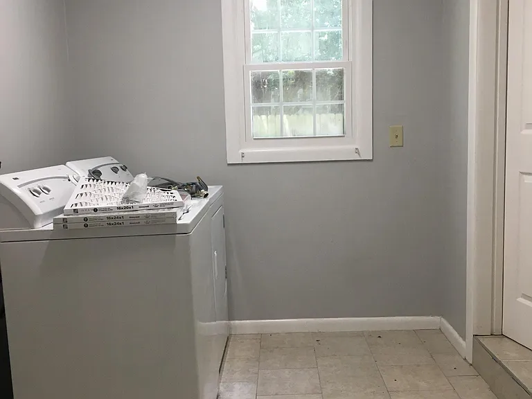 Spacious laundry room! Washer and dryer included!