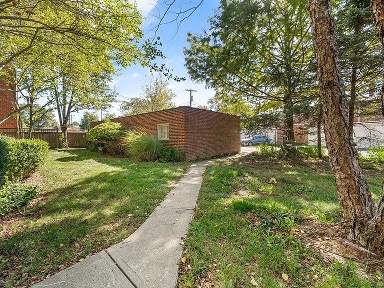 2327 E Livingston Ave #2327 — Photo 38
