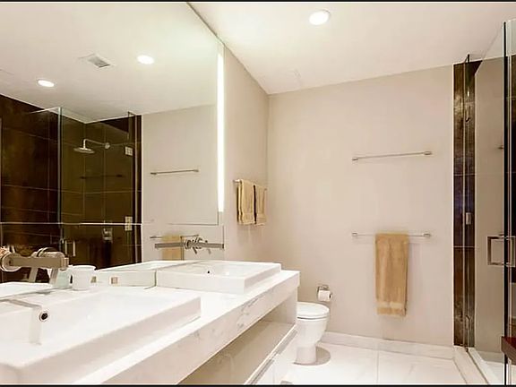 5th image of 133 W 22nd St APT 3E
