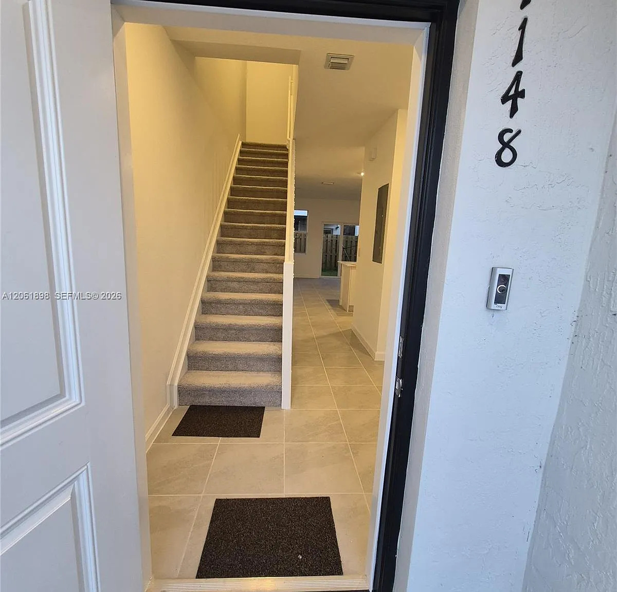 4 bed, 1500 sqft, $2,960 — Photo 4