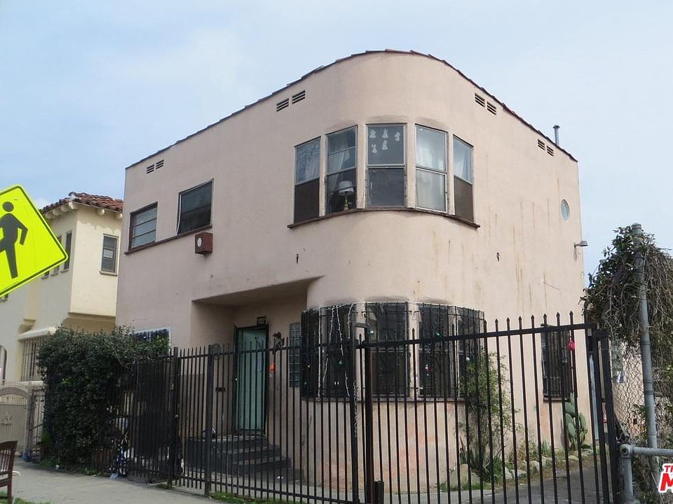 1st image of 5710 S Figueroa St