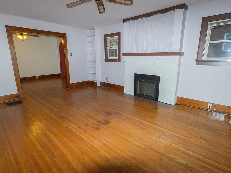 203 Edgewood Ave — Photo 12
