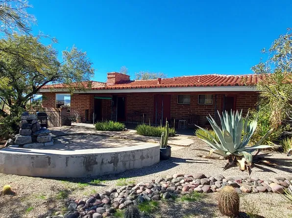 (undisclosed Address), Tucson, AZ 85704