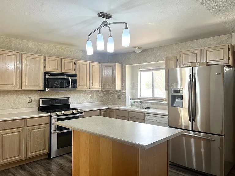 6436 Peak Vista Cir — Photo 10