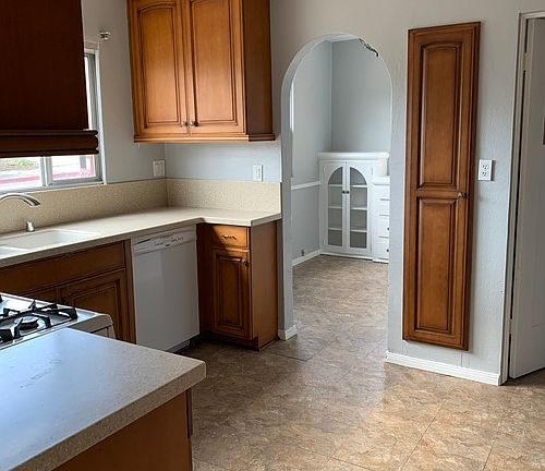 4th image of 8360 University Ave Unit A
