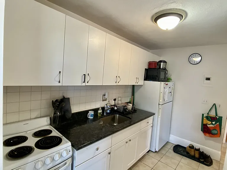 178 Brighton Ave #7 — Photo 4