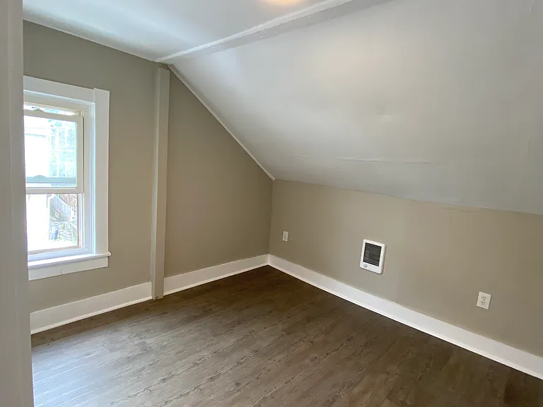 944 Sullivan St #2 — Photo 19