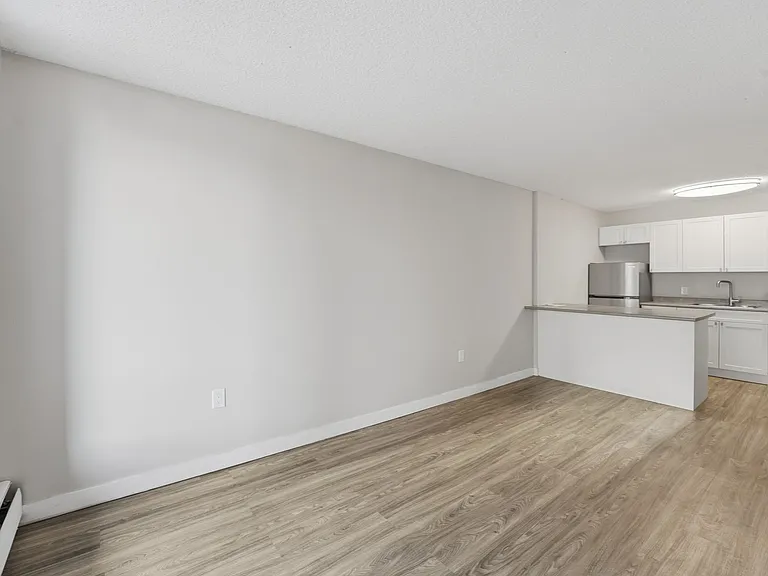 605 13th Ave SW — Photo 25