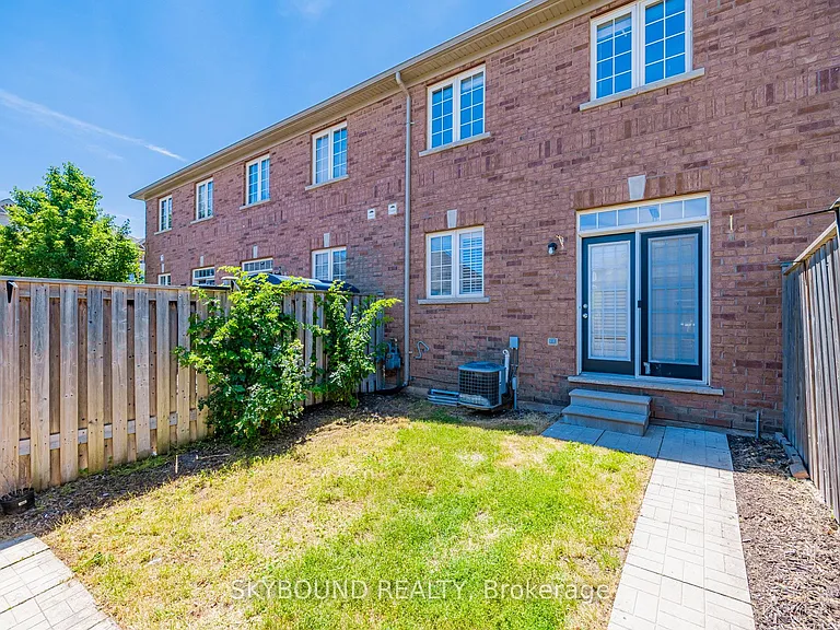 651 Farmstead Dr #3 — Photo 19