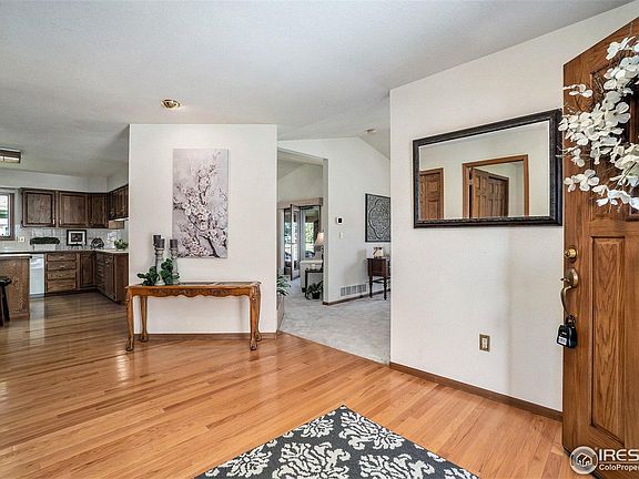 3rd image of 1265 Honeysuckle Ct