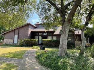 302 Woodhollow Ct, Wylie, TX 75098