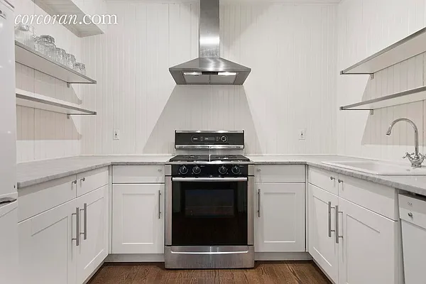 Rented by Corcoran | media 21