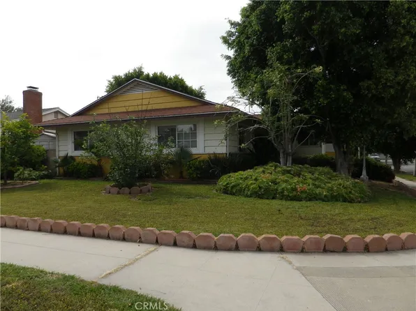 9916 Whitaker Ave, North Hills, CA 91343