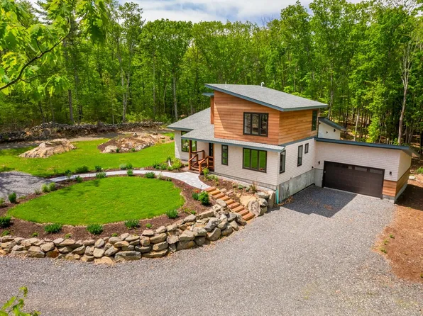 92 Flynn Lane, Ogunquit, ME 03907