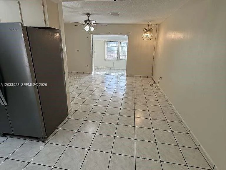 1140 SW 9th St #2 — Photo 15