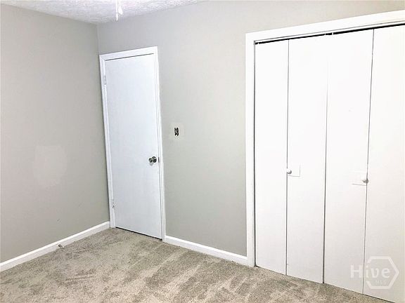 3rd image of 410 Lexington Hts