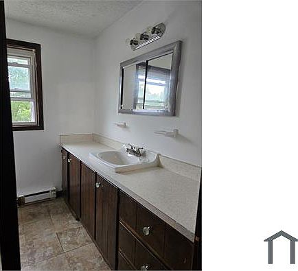 5th image of 272 Elm St #3