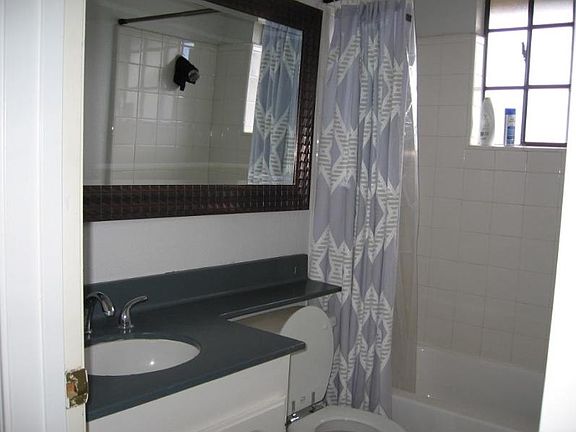 4th image of 680 Alberta Ave APT Q