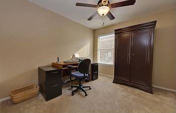 4th image of 203 Lombard Dr