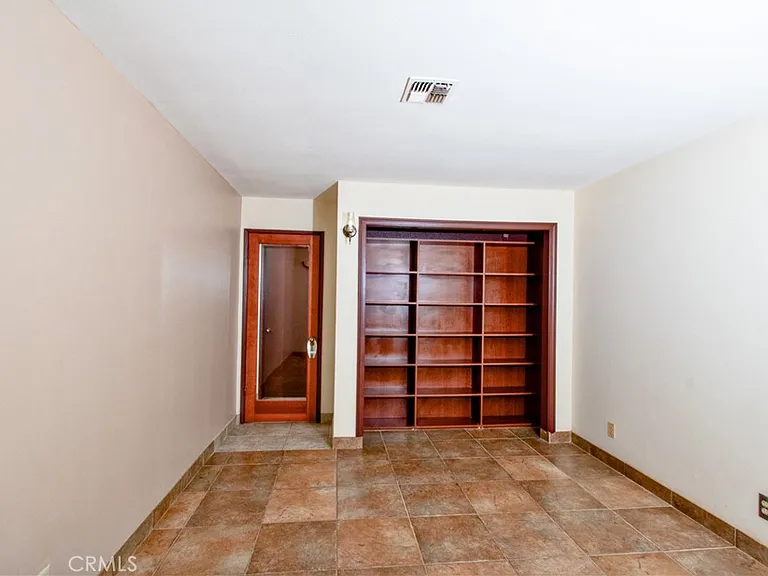 64337 Doral Dr — Photo 18
