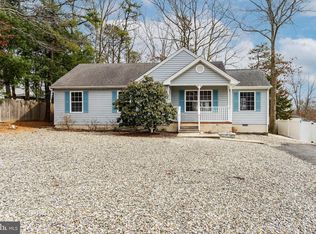 255 Tackle Ave, Manahawkin, NJ 08050