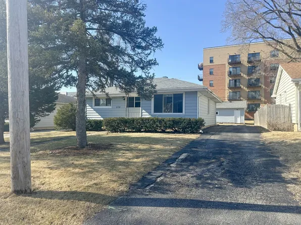 278 Rouse Ave, Mundelein, IL 60060
