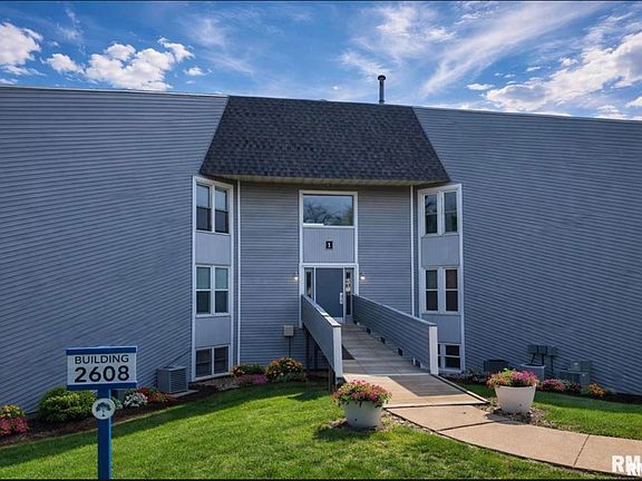 3rd image of 2626 W Willowlake Dr APT 434