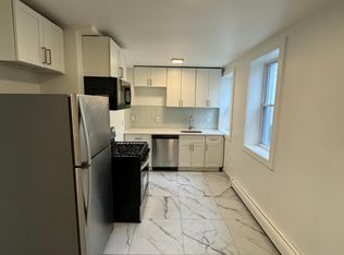 42 Thorne St APT 1R, Jersey City, NJ 07307