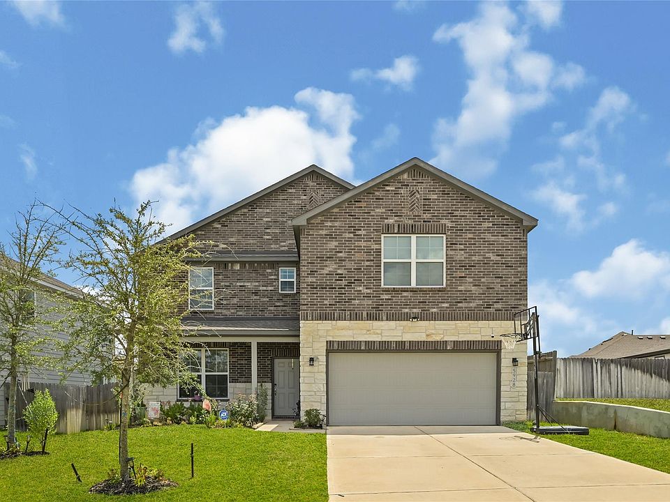 1st image of 5928 Peonies Pl