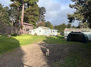 (Undisclosed Address), Fort Bragg, CA 95437