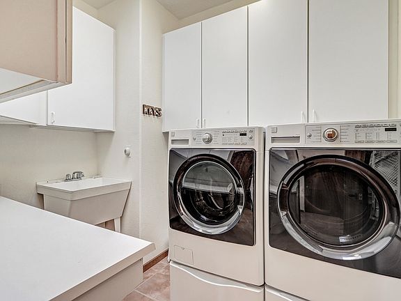 5th image of 179 Tierra Encantada