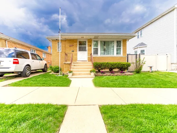 5332 S Meade Ave, Chicago, IL 60638