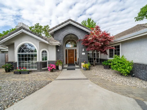 5362 Indianwood Dr, Redding, CA 96001