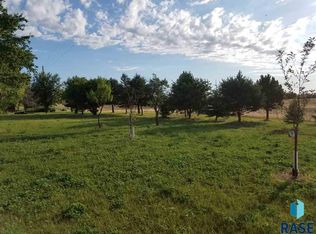 Slip Up Creek Rd, Sioux Falls, SD 57104