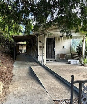 2nd image of 2816 SW Dakota Street