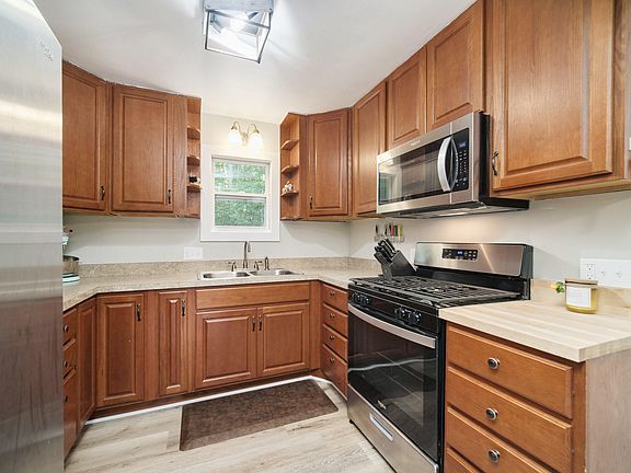 2nd image of 2254 N 32nd St