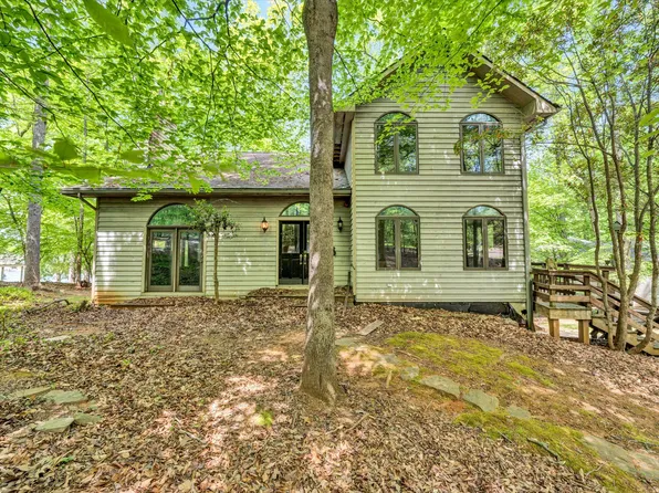 115 Briarcliff Dr, Moneta, VA 24121