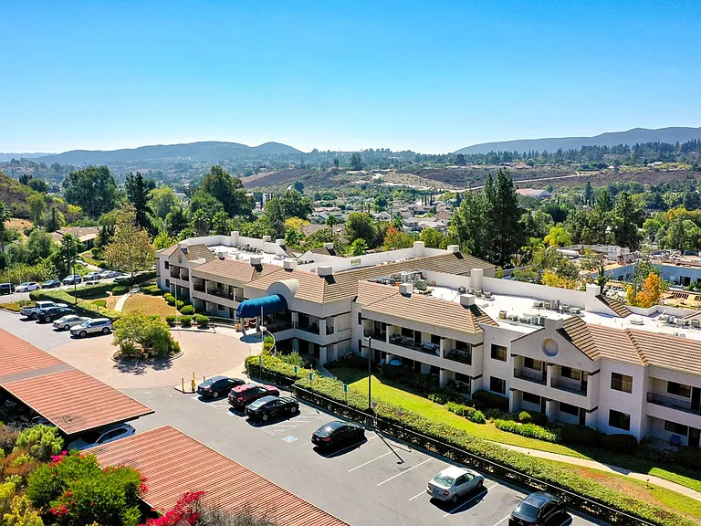 Legacy Hills at Poway 55+ — Photo 32