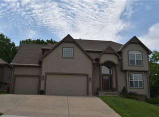2617 SW Kristin Dr, Lees Summit, MO 64082